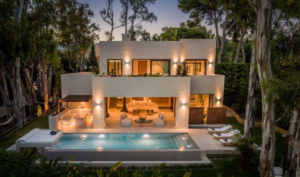 Property trends in Marbella – views, natural greenery and space