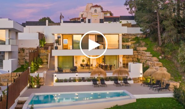 New Video - Villa in Nueva Andalucia