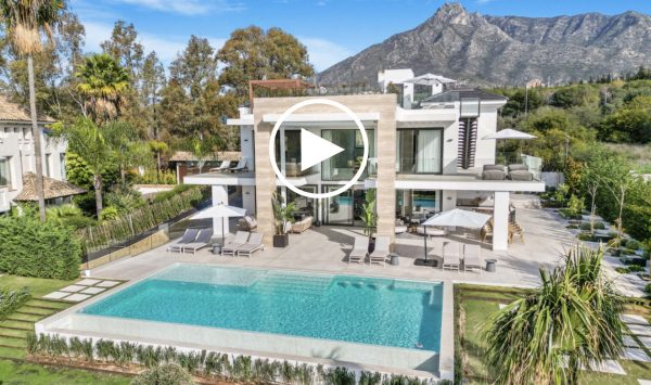 New Video - Exclusive six-bedroom villa in Villas Del Marques: Luxury living on Marbella's Golden Mile