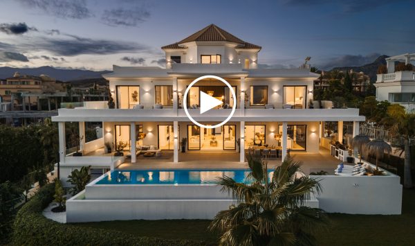 New Video - Luxurious 6-Bedroom Villa with Panoramic Views and Exclusive Amenities in Los Flamingos - Benahavís