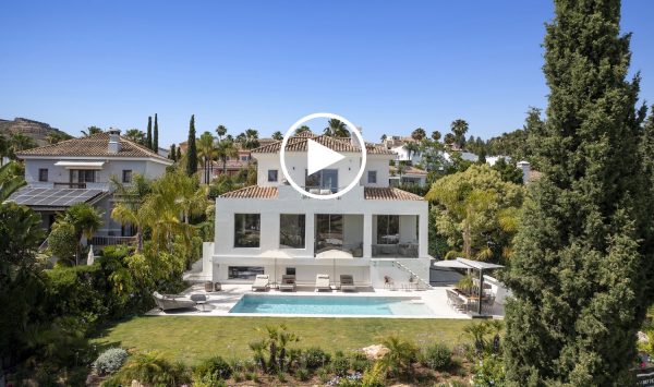 New Video - Luxurious 5-Bedroom Villa with Panoramic Golf Course and Mediterranean Views in Benahavís